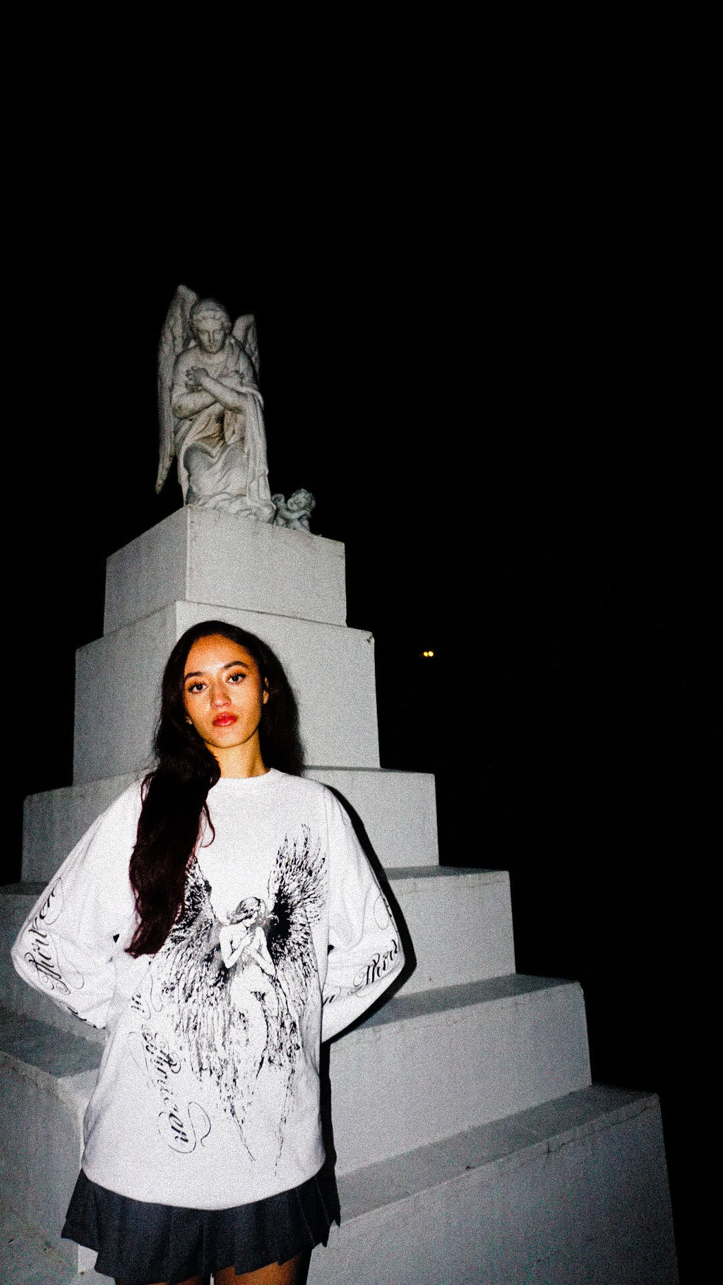 Angeles long sleeve tee