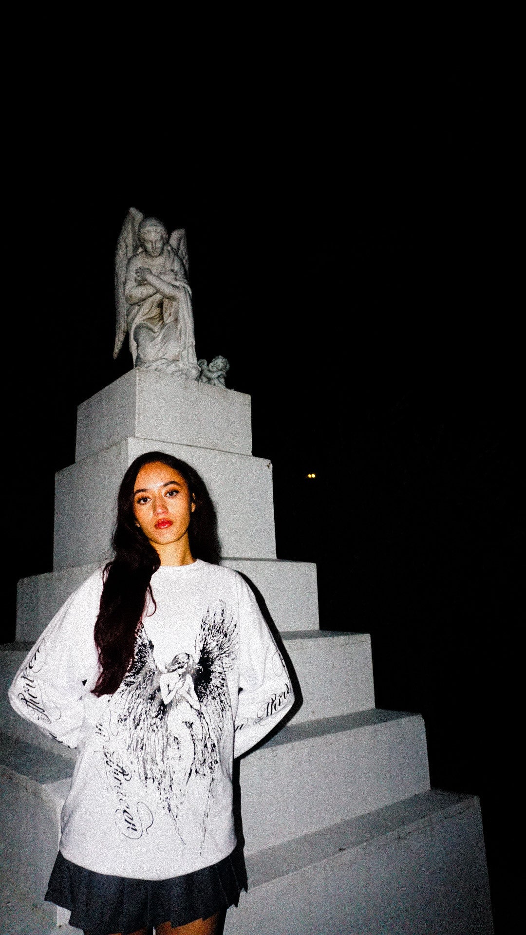 Angeles long sleeve tee